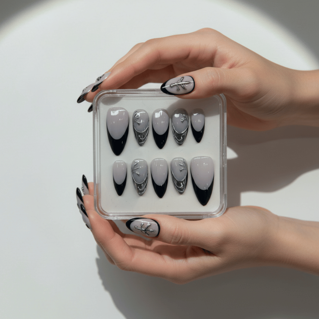 Monochrome Elegance GL072