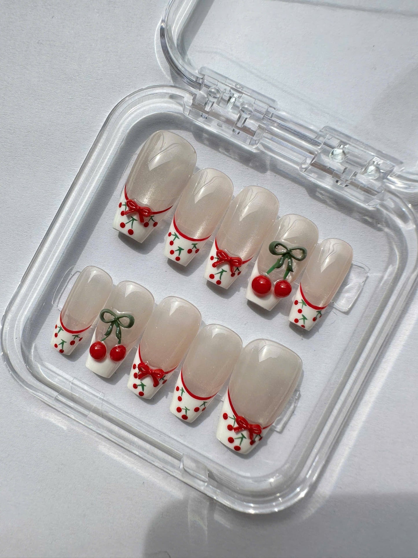 Cherry French Noel GL167